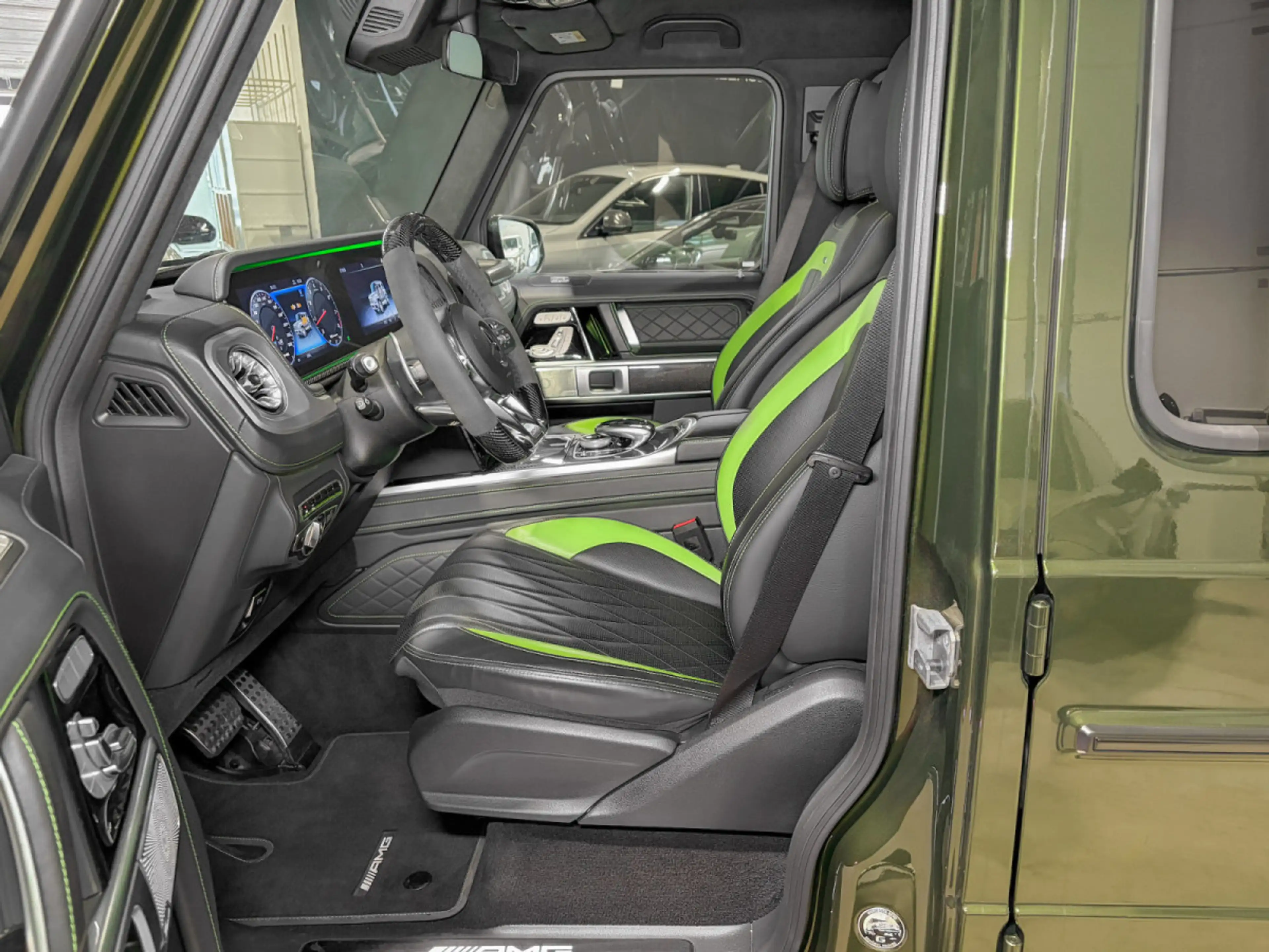 Mercedes-Benz G 63 AMG G63 AMG MANUFAKTUR/22/BURMESTER/DESIGNO MAGNO/360° — photo 4