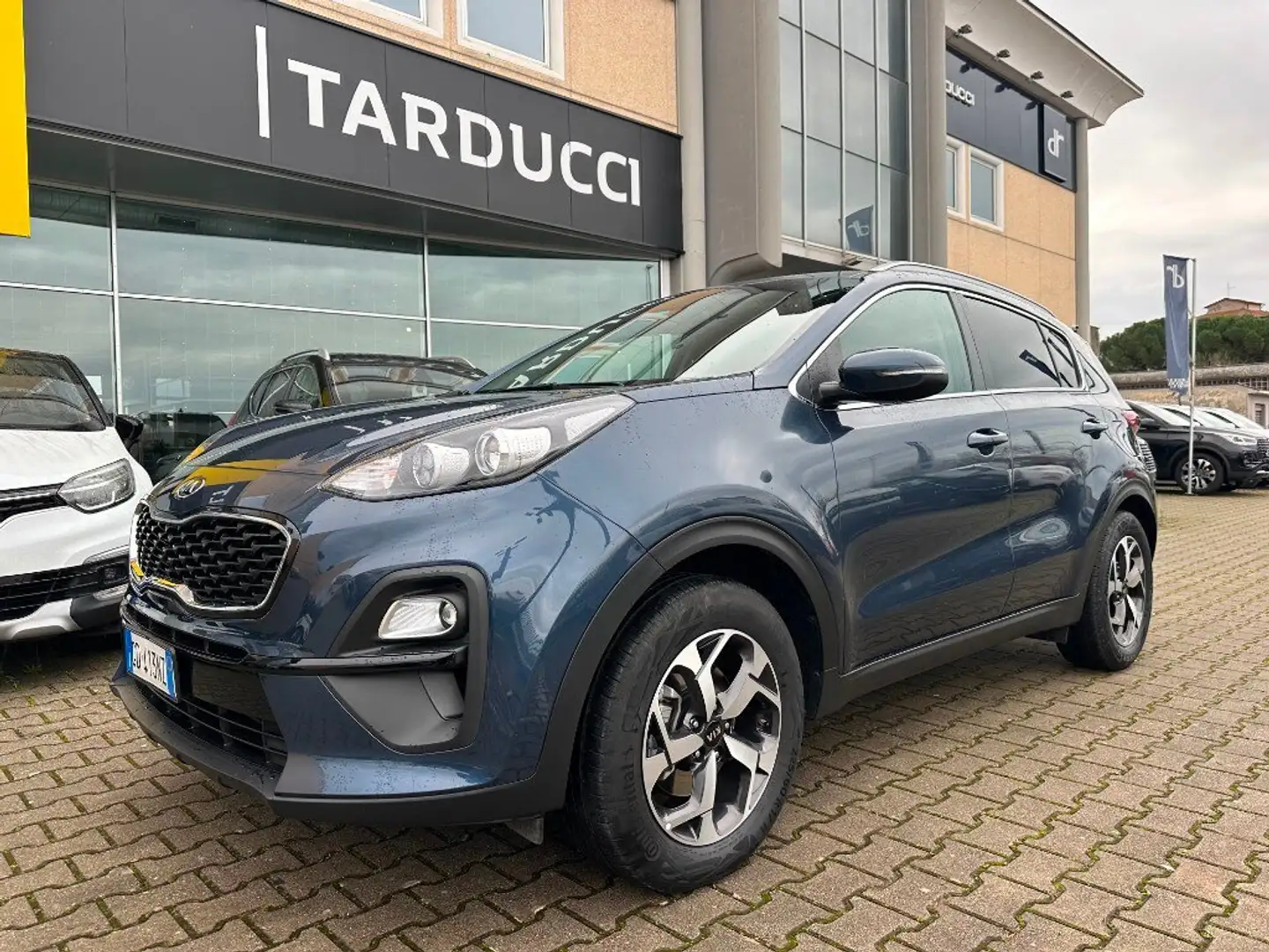 Kia Sportage Sportage 1.6 ECOGPL 2WD Business Class Bleu - 1