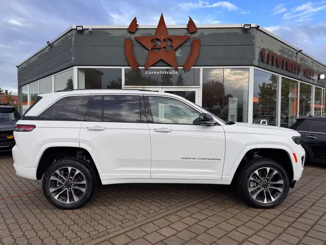 Jeep Grand Cherokee Overland Plug-In-Hybrid 4xe