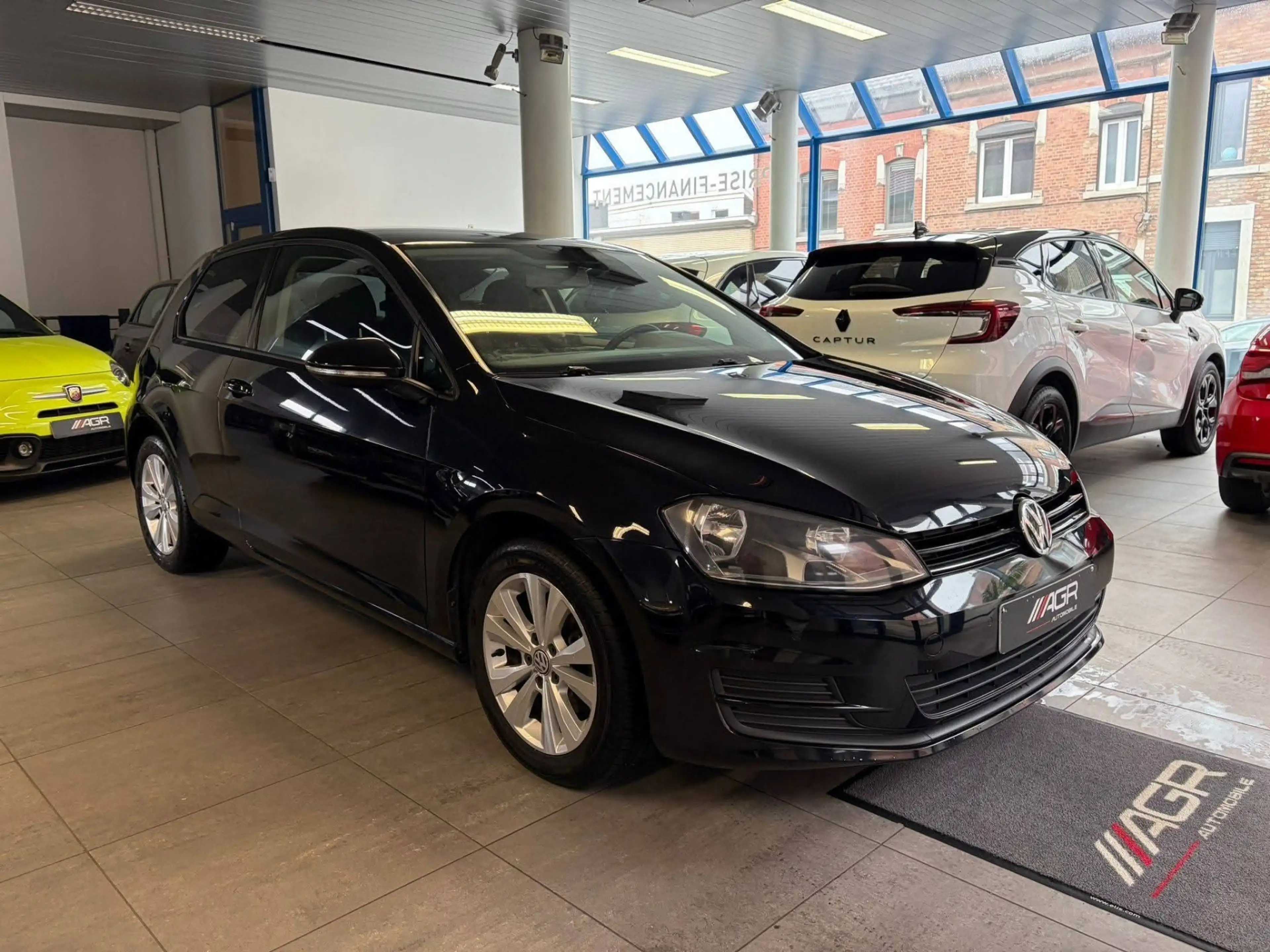 Volkswagen Golf GARANTIE 1 AN ET DISPONIBLE DIRECTEMENT — photo 3