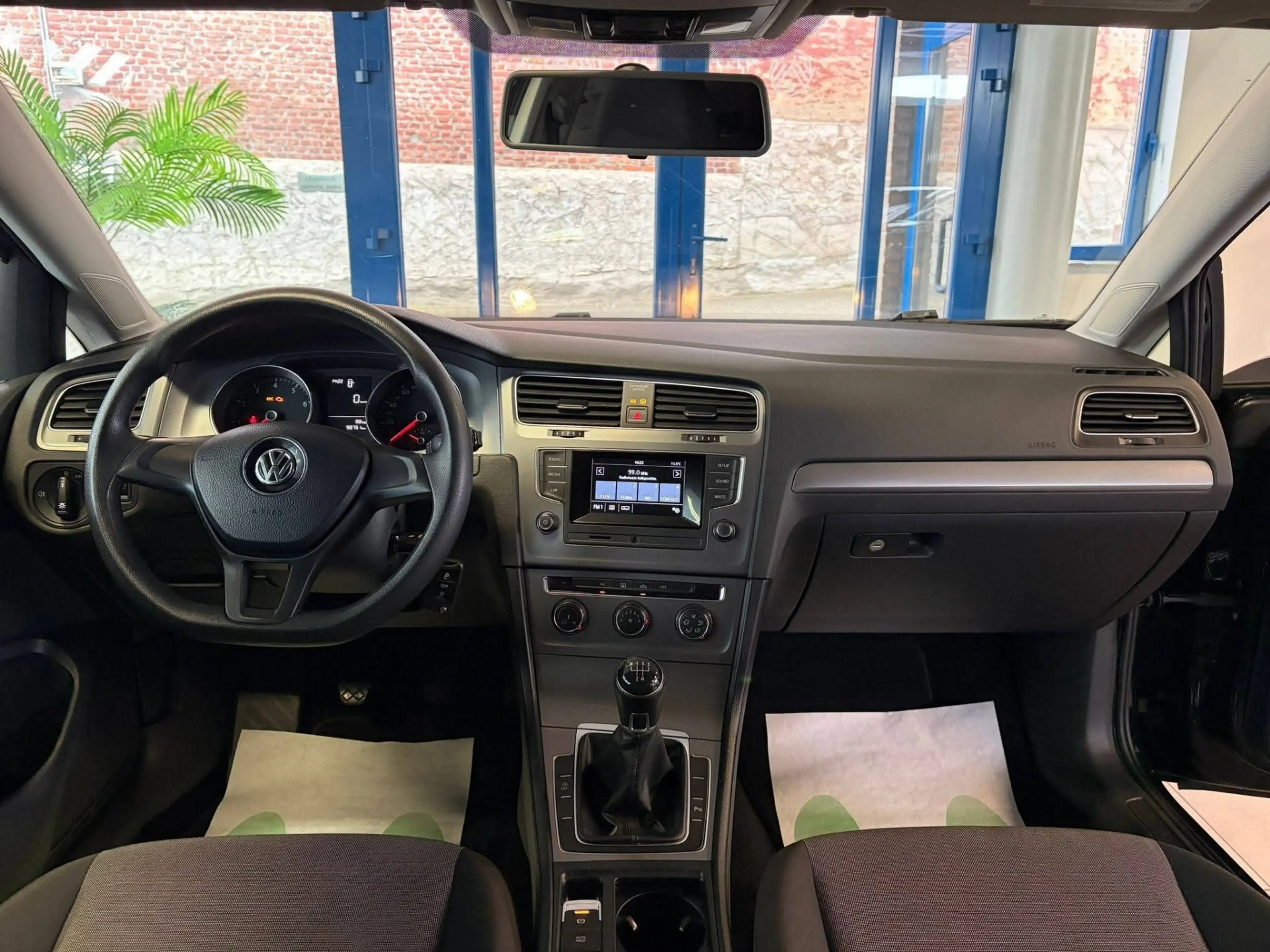 Volkswagen Golf GARANTIE 1 AN ET DISPONIBLE DIRECTEMENT — photo 11