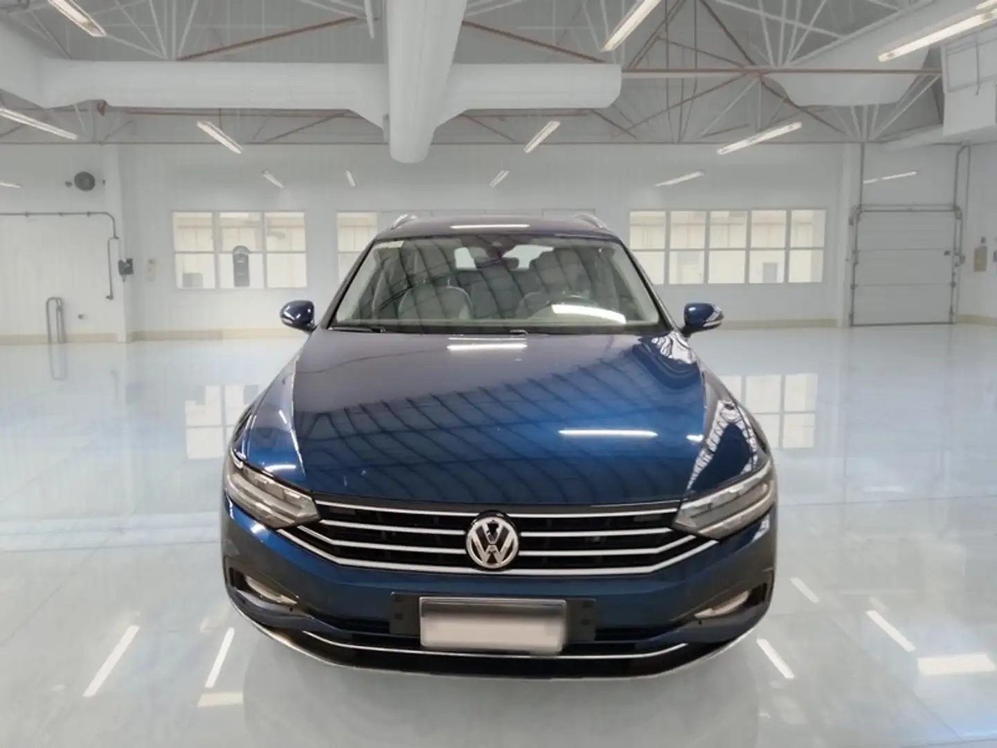 Volkswagen Passat Variant 2.0 TDI SCR EVO 110kW Executive BMT DSG - 2