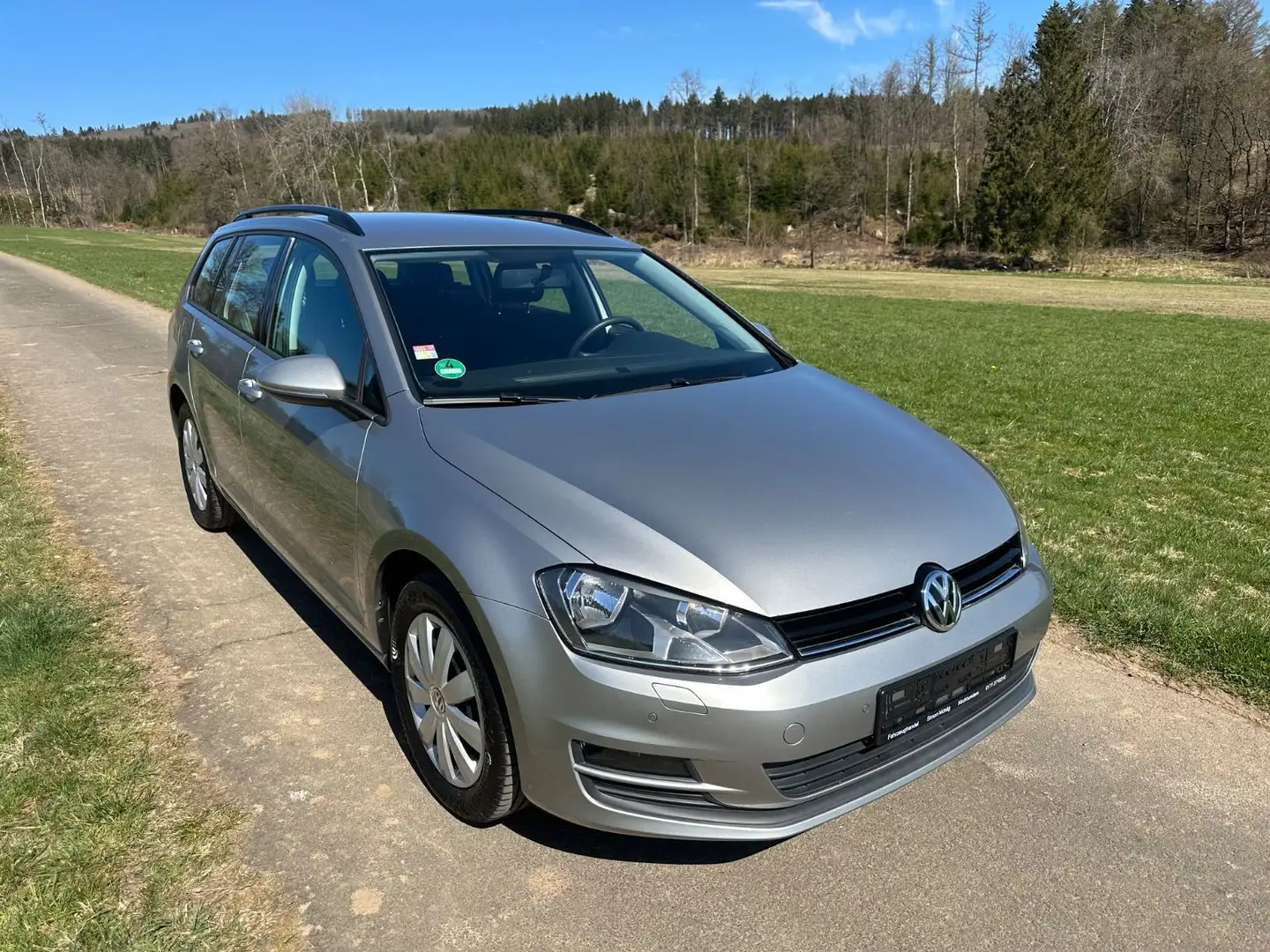 Volkswagen Golf 2.0 TDI BMT Trendline Variant 150ps Grau - 1