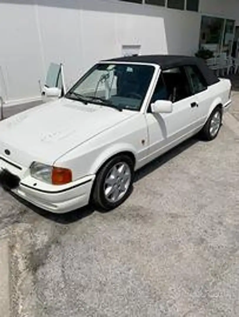 Ford Escort Cabrio 1.6i XR3 White - 1