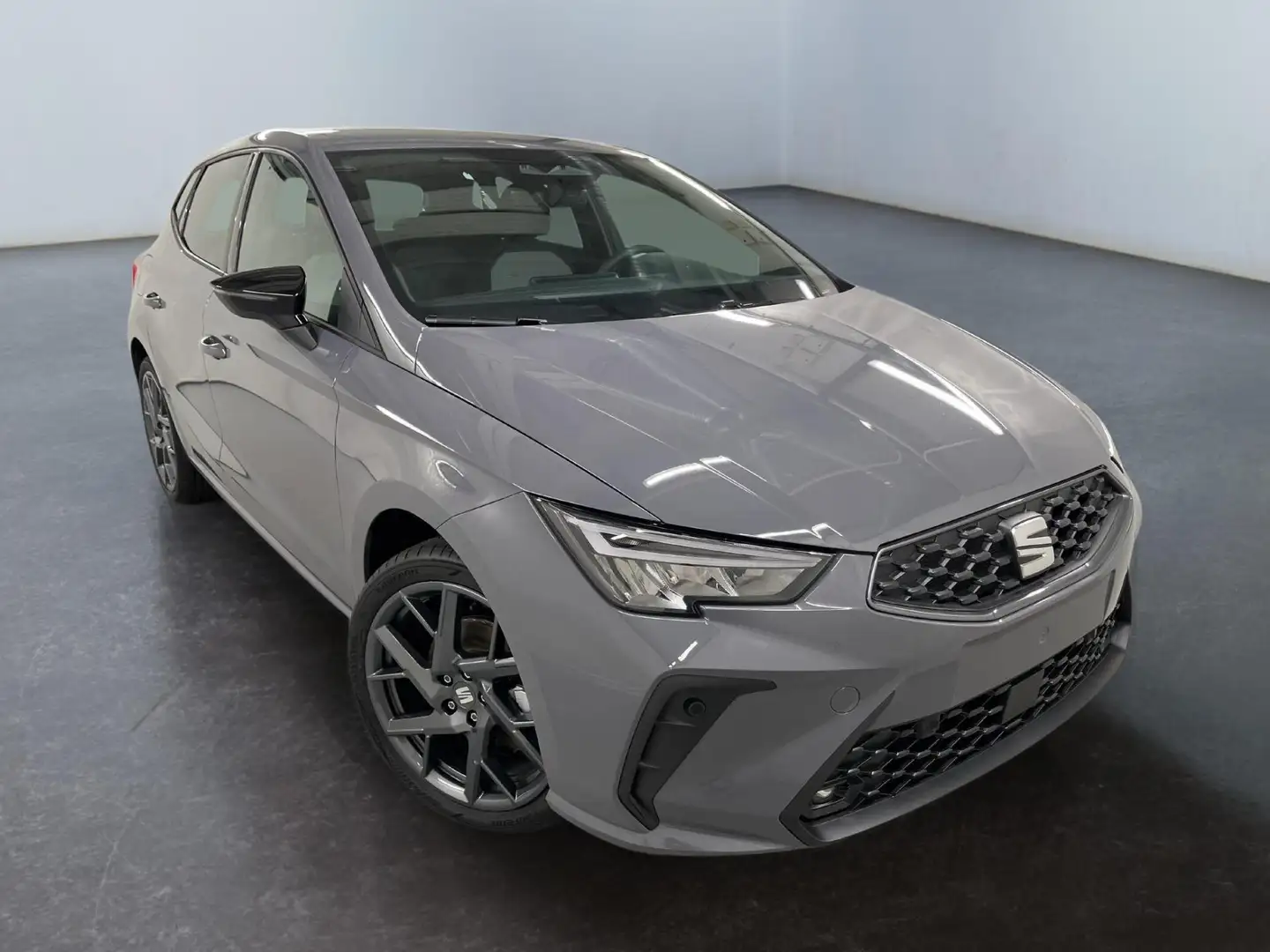 SEAT Ibiza FR 1.0 TSI 116PS/85kW DSG 2027 | +3J. ERW. GARA... Grau - 1