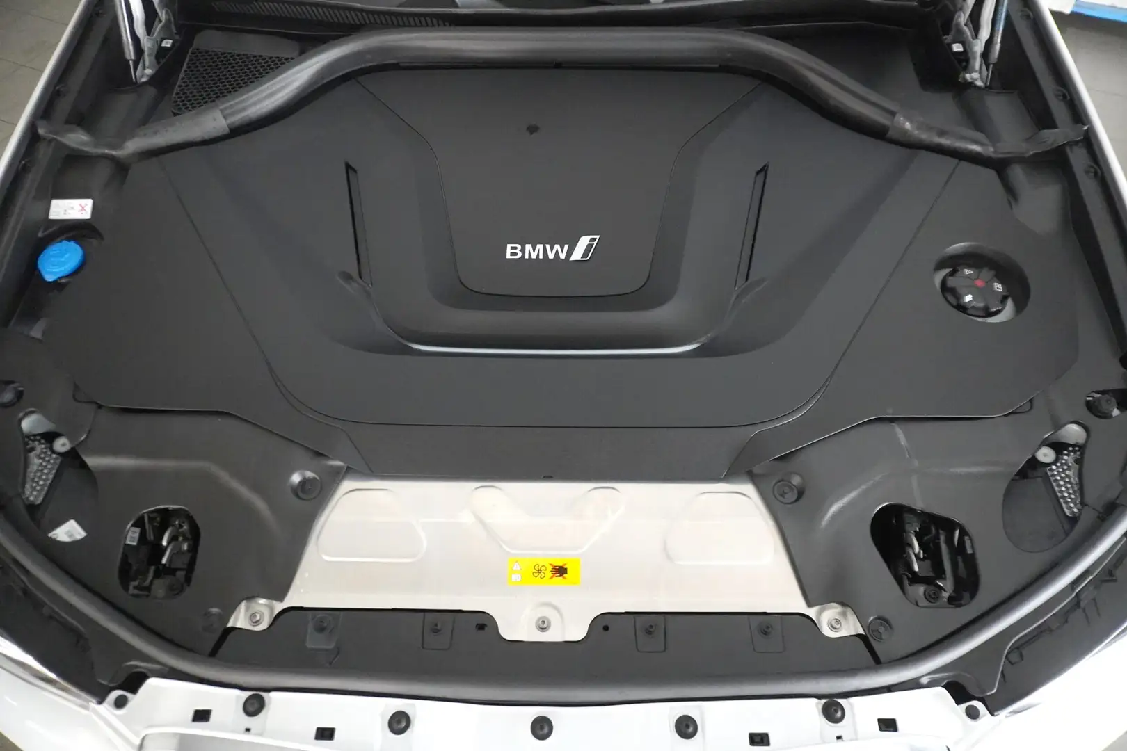 BMW iX3 M Sport Weiß - 2