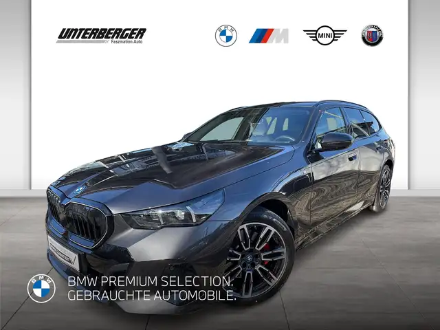 BMW 530 e xDrive Touring M Sportpaket Pro-BMW Iconic Glow-