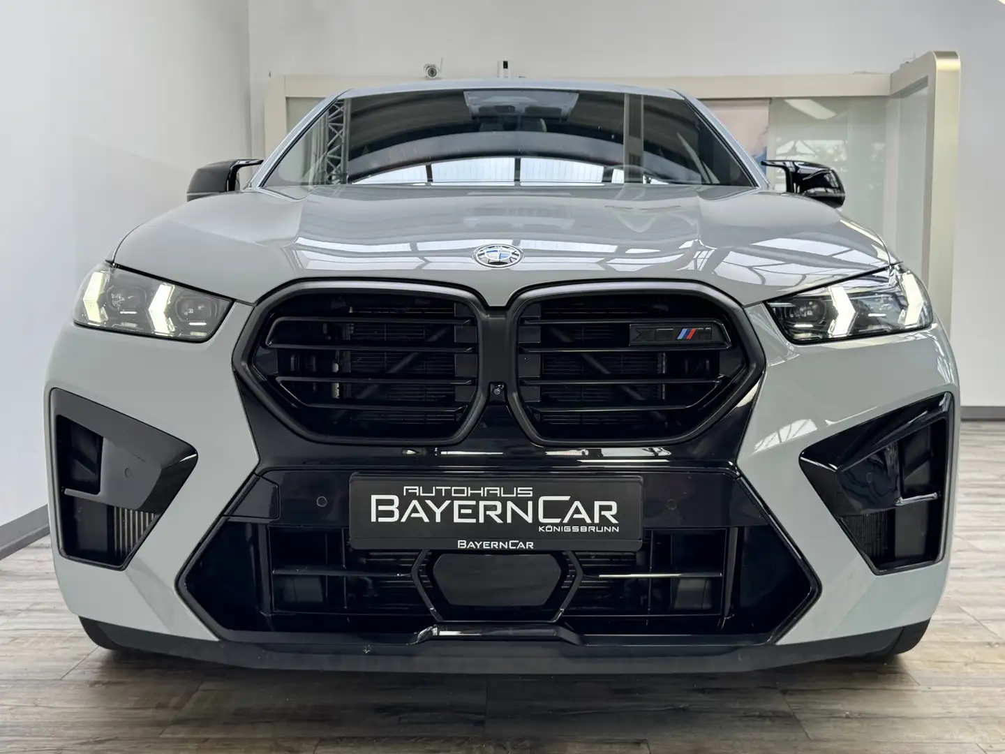 BMW X6 M Competition Sky ACC 360° Driver Massage AHK Gris - 2