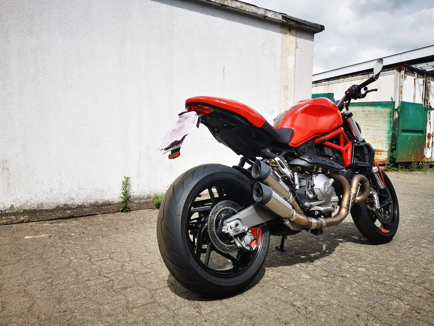 Ducati Monster 821 Czerwony - 2