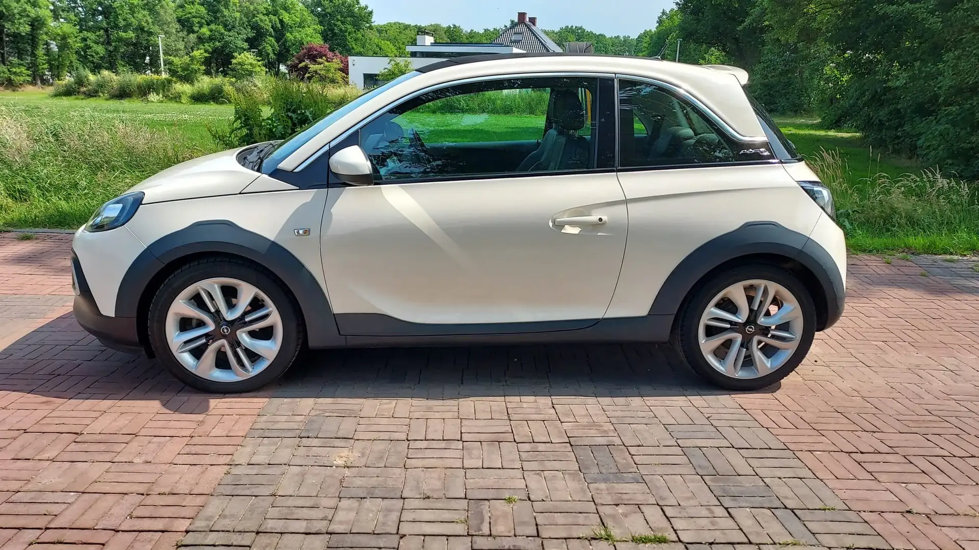 Opel Adam Adam 1.0 Turbo Rocks Fav. Wit - 2