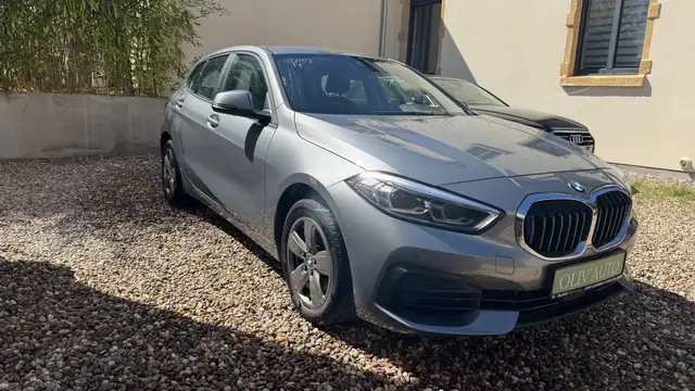 BMW 1 Series view 7