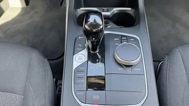 BMW 1 Series view 13
