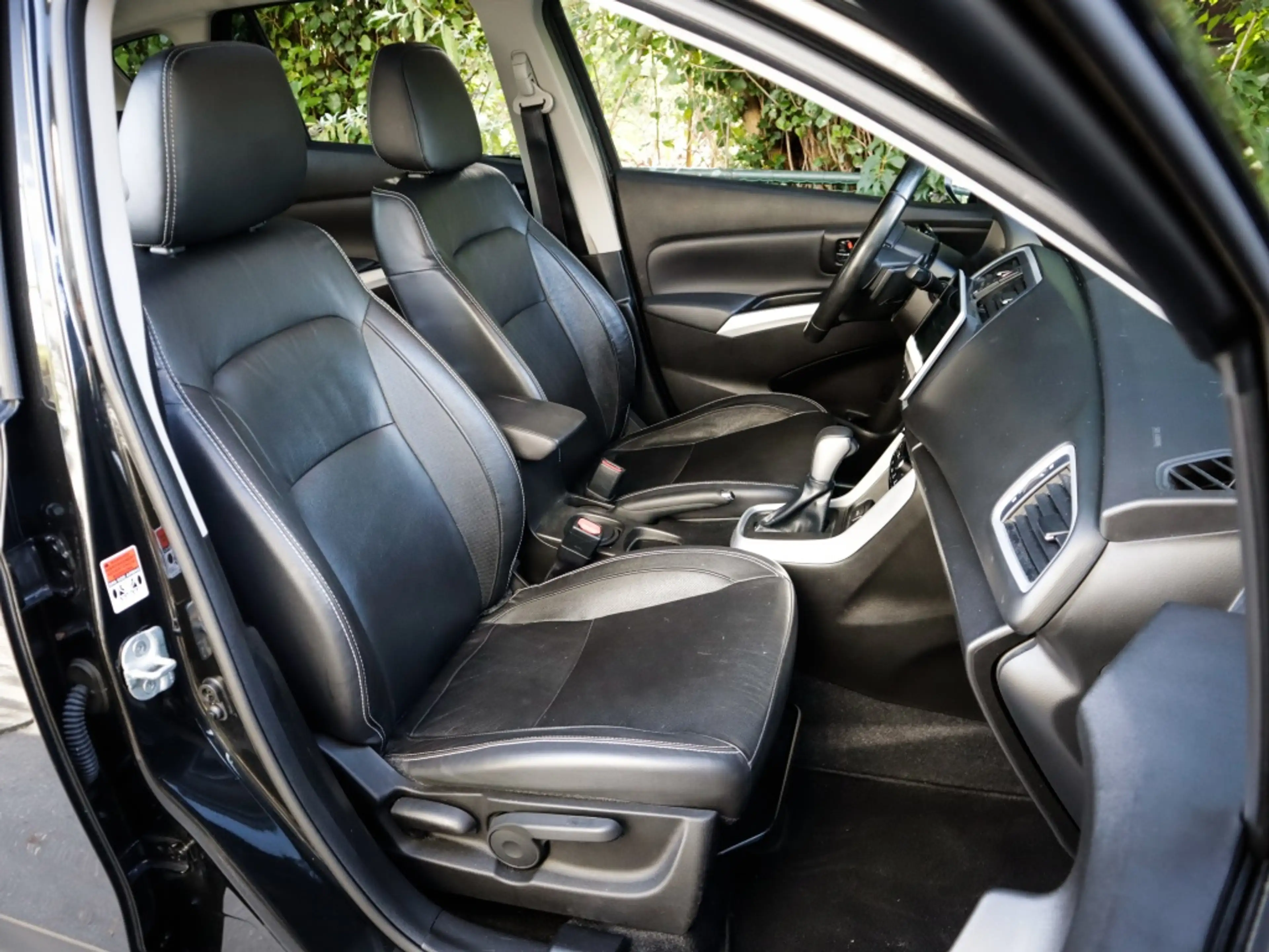 Suzuki S-Cross 1.6 High Executive — photo 24