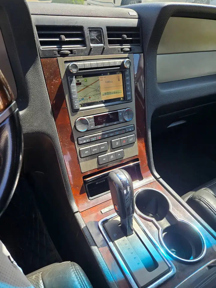 Lincoln Navigator снимка Lincoln Navigator