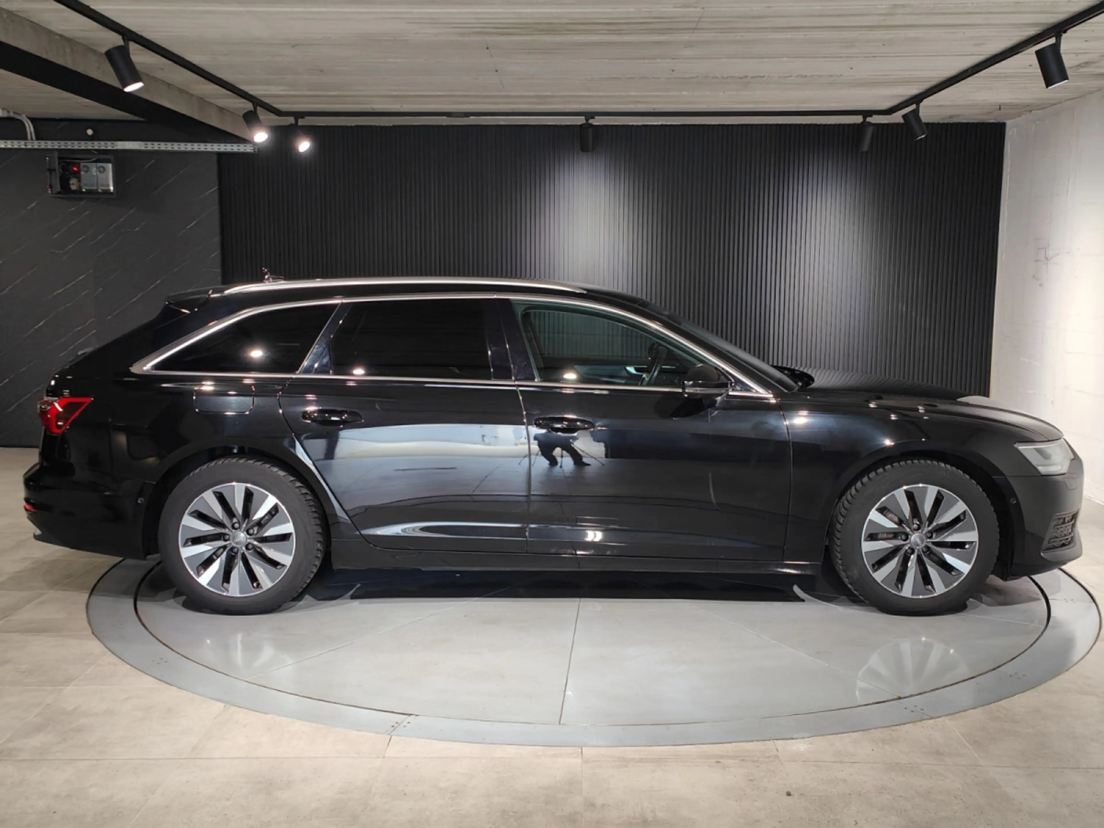 Audi A6 2.0 TDi S-TRONIC QUATTRO CARPLAY GPS SIEGES CHAUFF — photo 2
