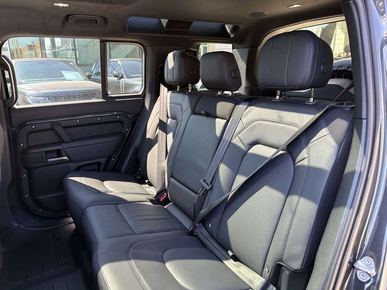 2026 Land Rover Defender 110 P400 X thumb 20