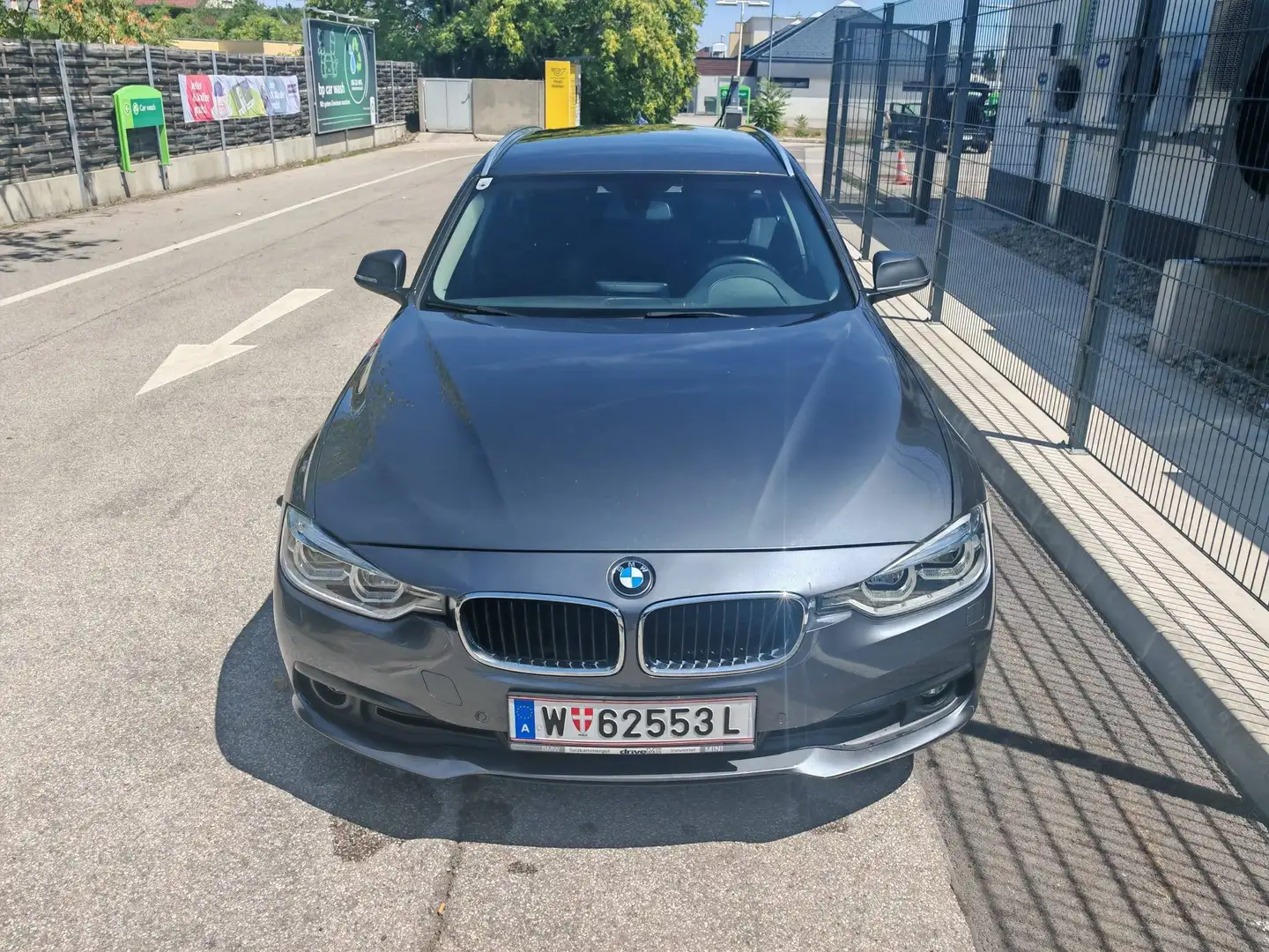 BMW 316 316d Touring Advantage Aut. Advantage Grau - 2