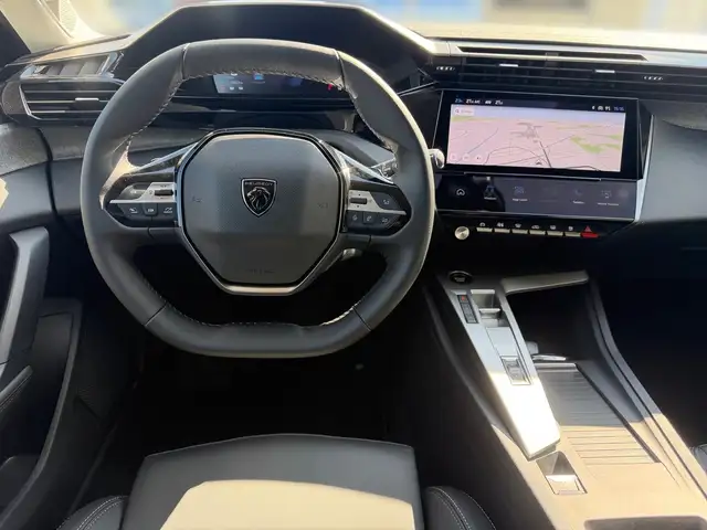 Peugeot 308 view 9