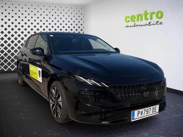 Peugeot 308 view 4