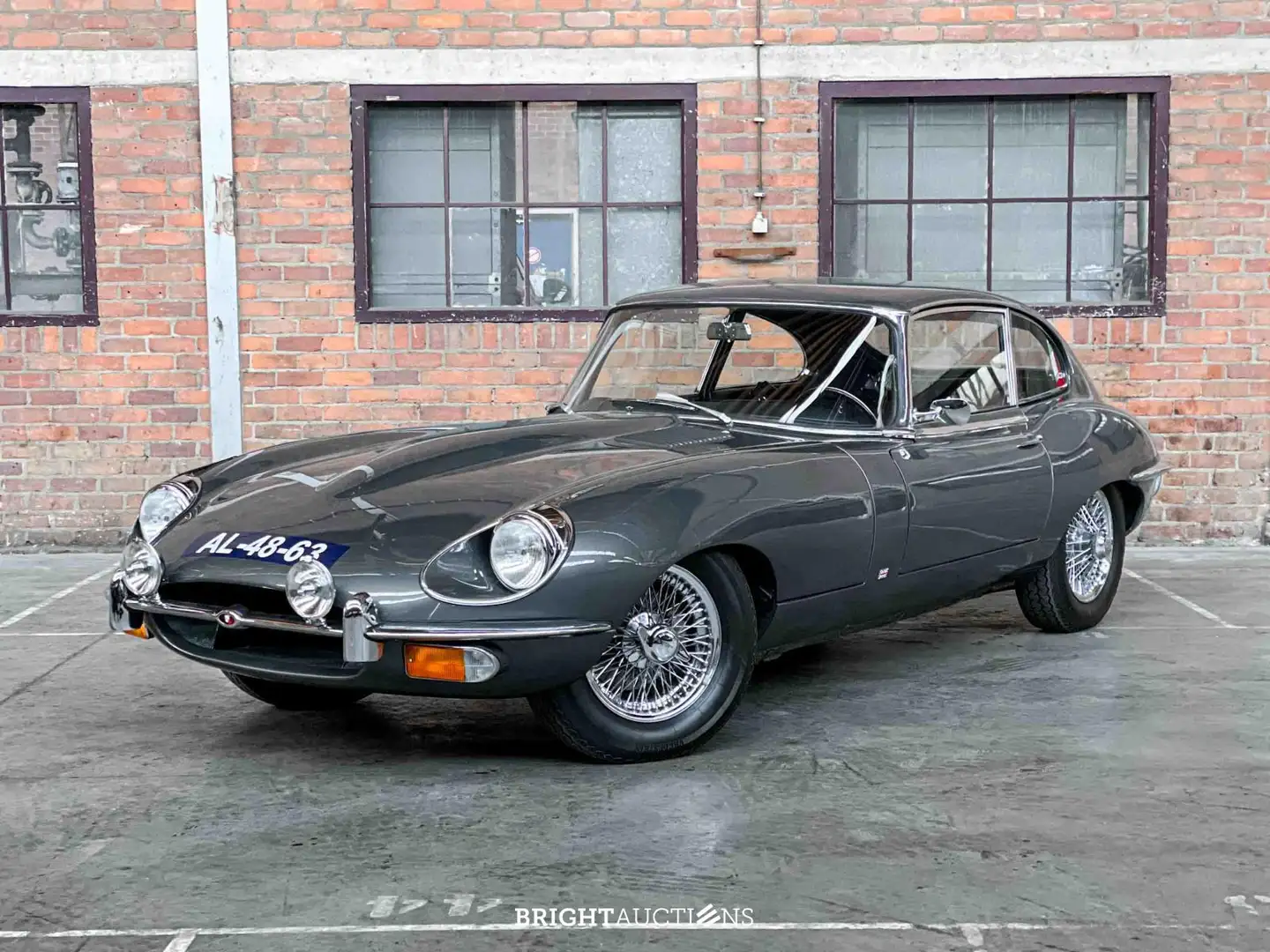 Jaguar E-Type 4.2 I6 Series 2+2 Grijs - 2