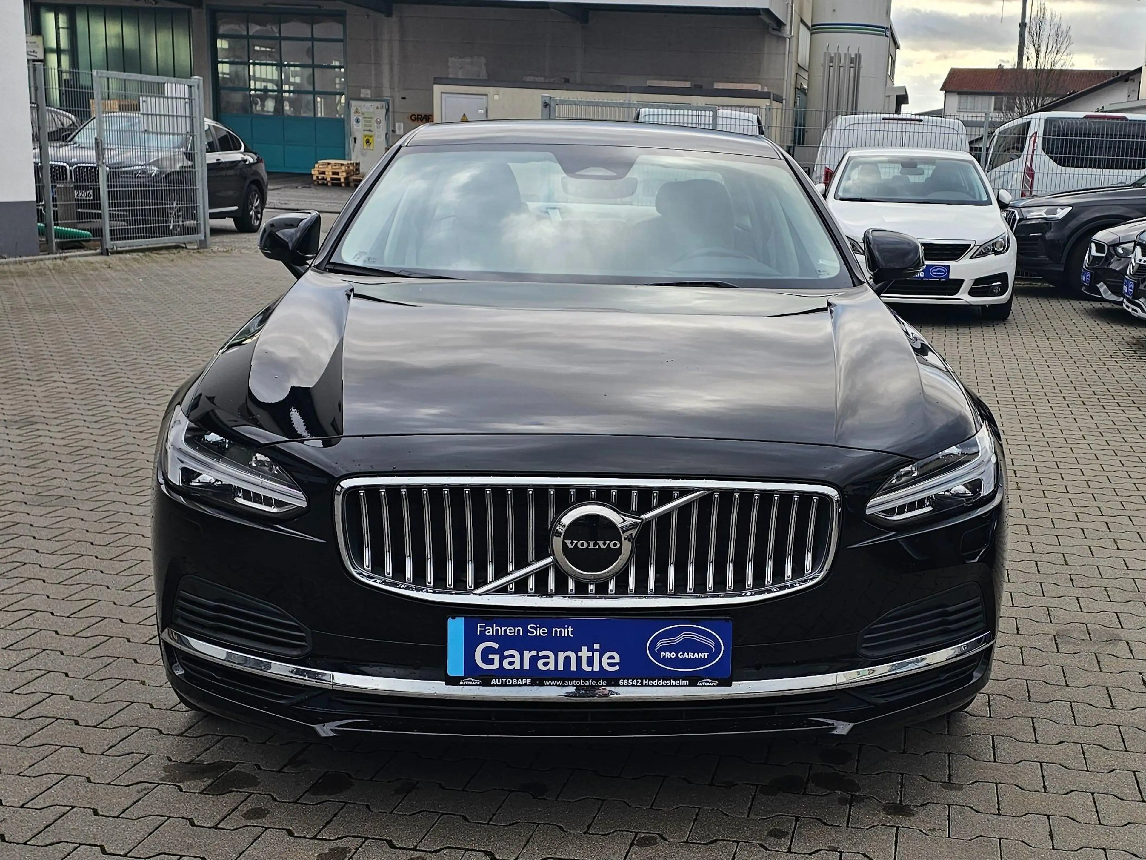 Volvo S90 Plus Bright Recharge Plug-In Hybrid AWD