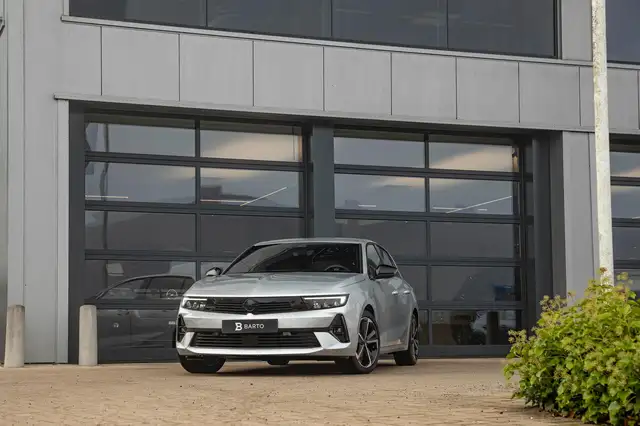 Opel Astra GS | Break | 130 PK AT | 360° Camera | Zetelver...