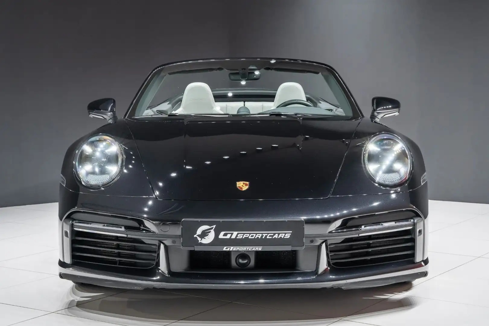 Porsche 992 Turbo S Cabriolet 1 Hand Unfallfrei Approved Zwart - 2
