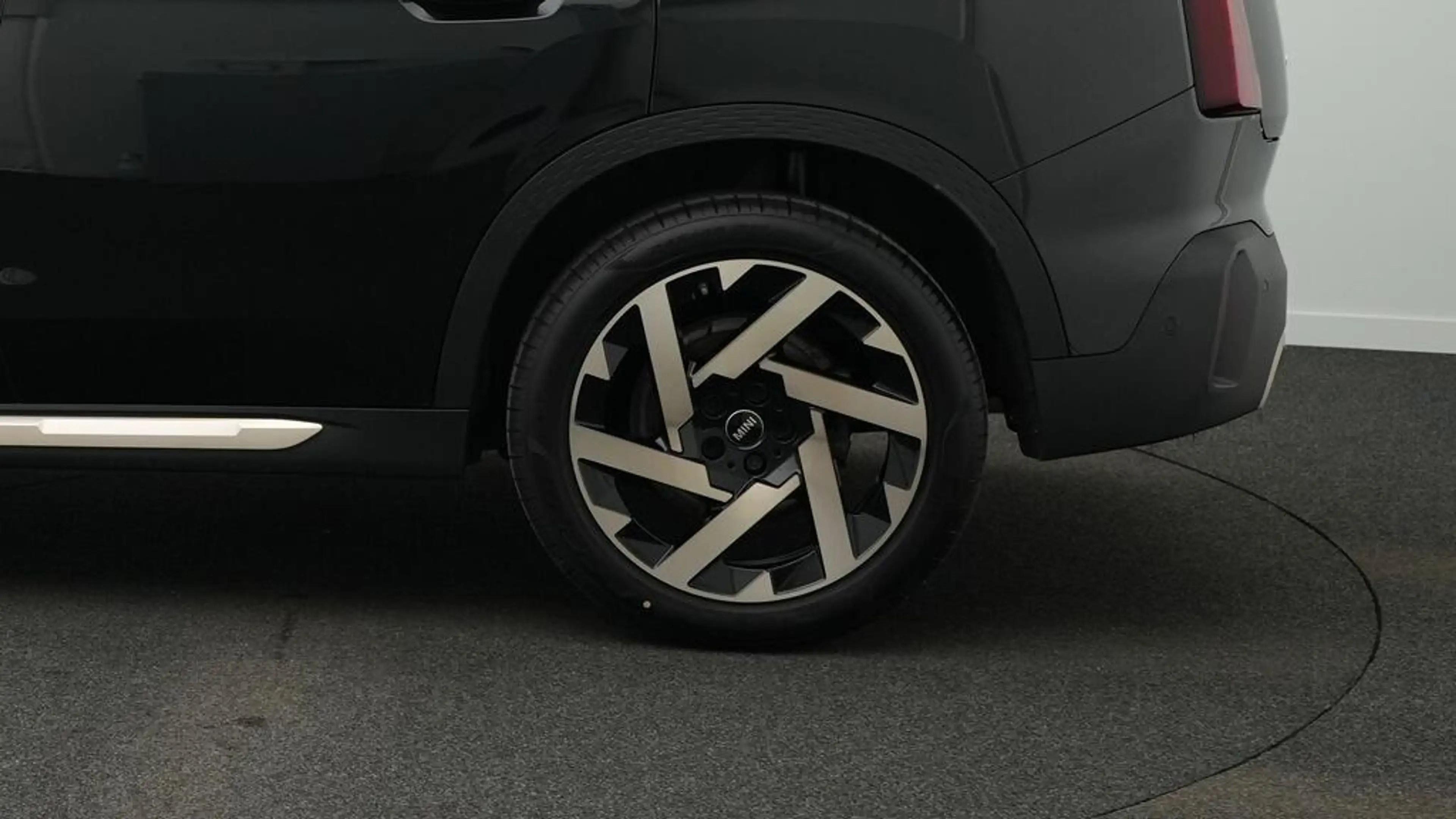 MINI Countryman C Favoured Trim — photo 9