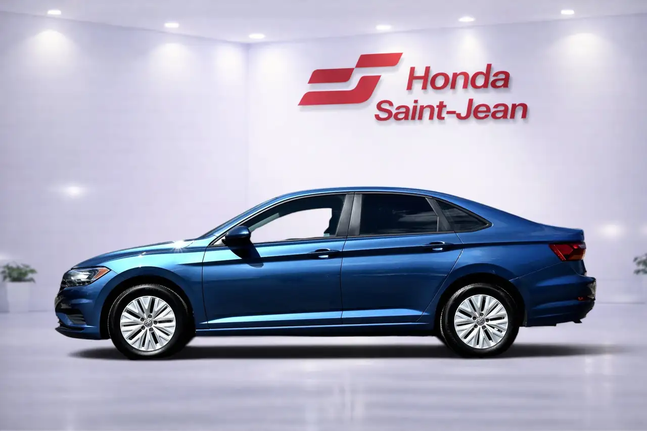 Volkswagen Jetta снимка Volkswagen Jetta