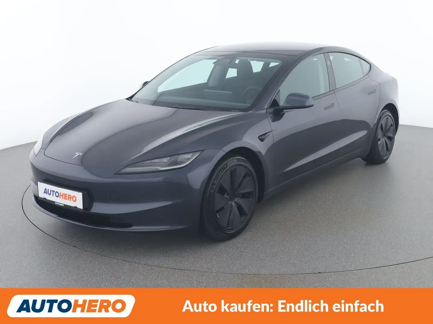 Tesla Model 3 Long Range RWD Grau - 1