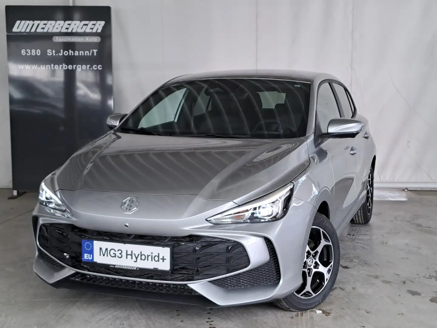 MG MG3 1,5 HEV Luxury Zilver - 1