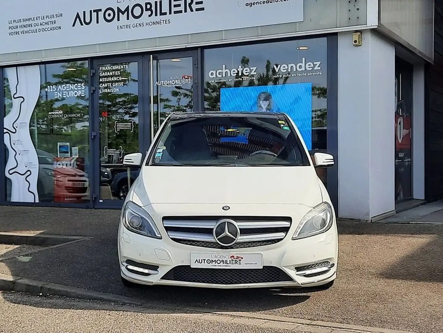 Mercedes-Benz B 180 Mercedes 180 Cdi BlueEfficiency SPORT 110CH Weiß - 2