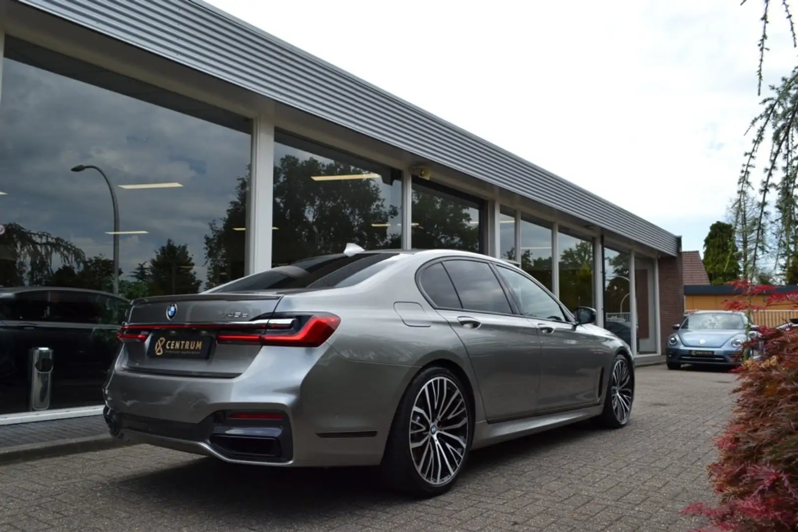 BMW 745 745 M SPORT - Pano - Acitve steer - Vol Gris - 2