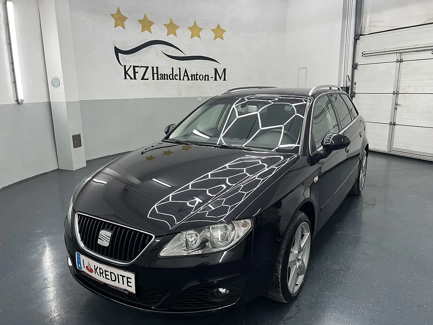 SEAT Exeo ST Style 2,0 TDI CR * SOFORT FINANZIERUNG & EIN... Schwarz - 1