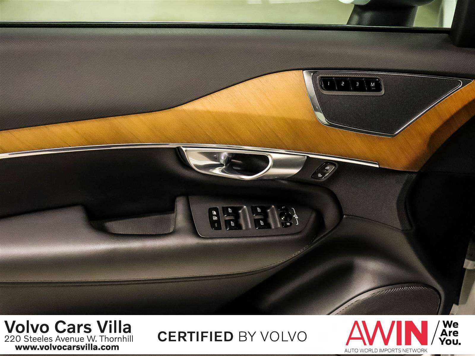 2024 Volvo XC90 B6 AWD Plus Bright Theme 7-Seater alt 4