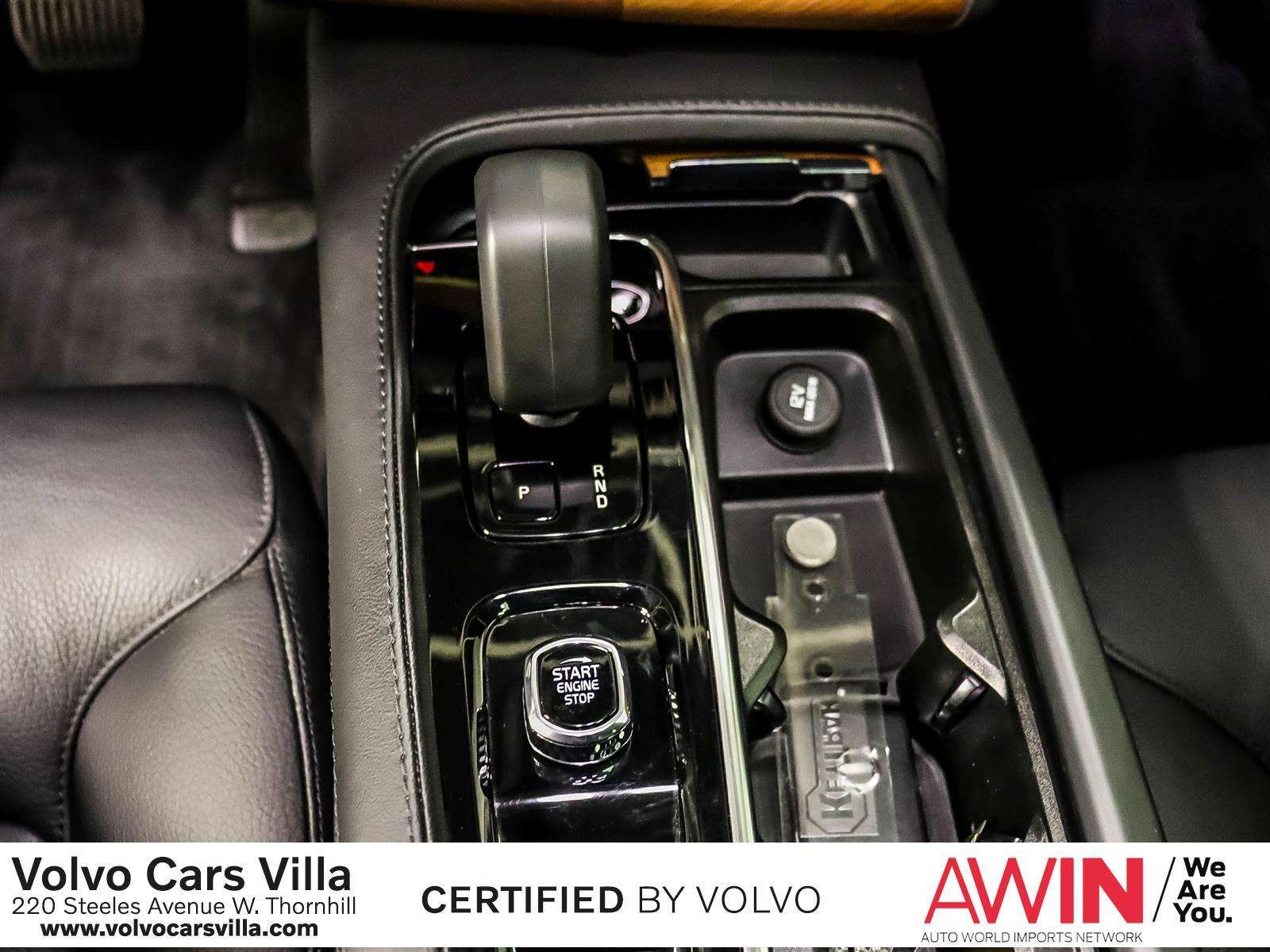 2024 Volvo XC90 B6 AWD Plus Bright Theme 7-Seater thumb 26