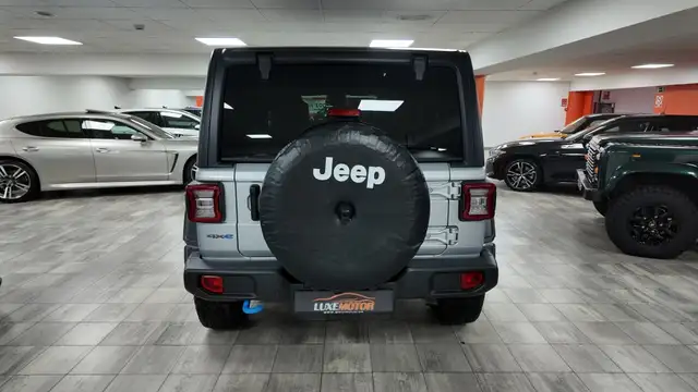 Jeep Wrangler view 5