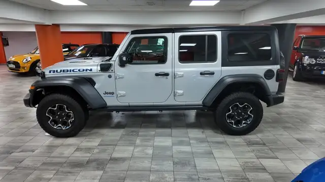 Jeep Wrangler view 3