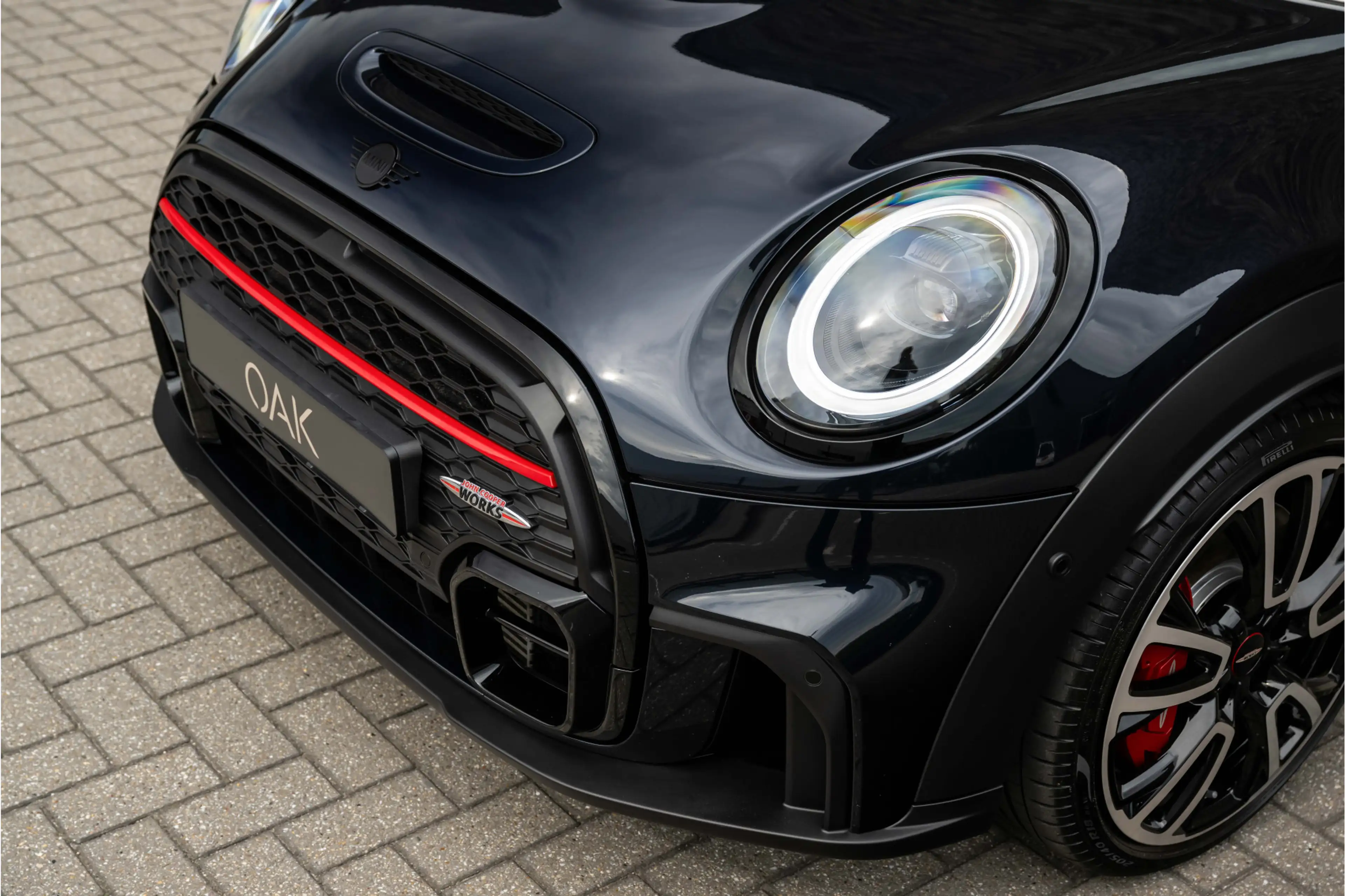 MINI John Cooper Works Cabrio 2.0 F1 Aut. | Navi | Schaalstoelen | H&K | Head-Up — photo 6