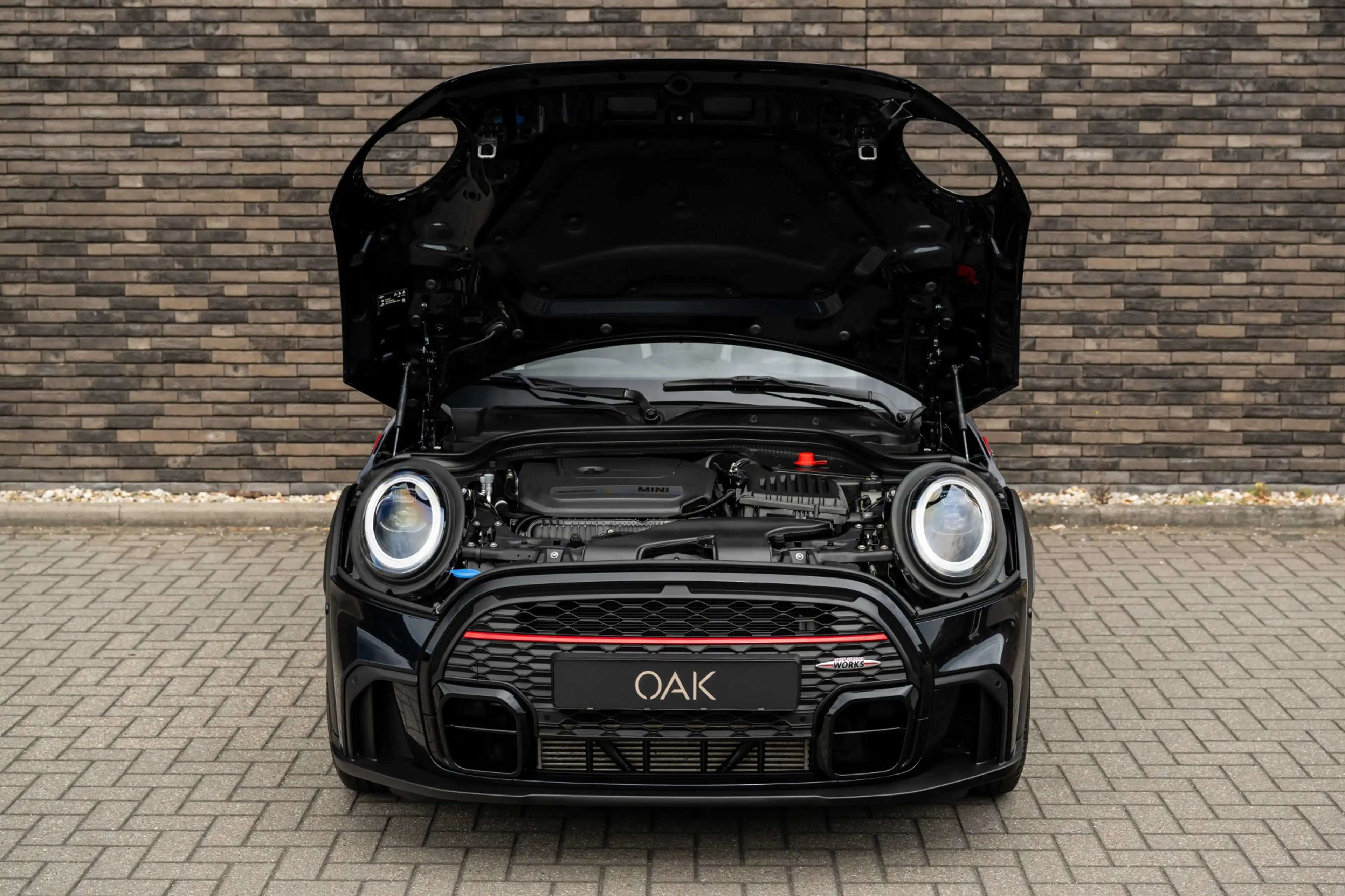 MINI John Cooper Works Cabrio 2.0 F1 Aut. | Navi | Schaalstoelen | H&K | Head-Up — photo 8