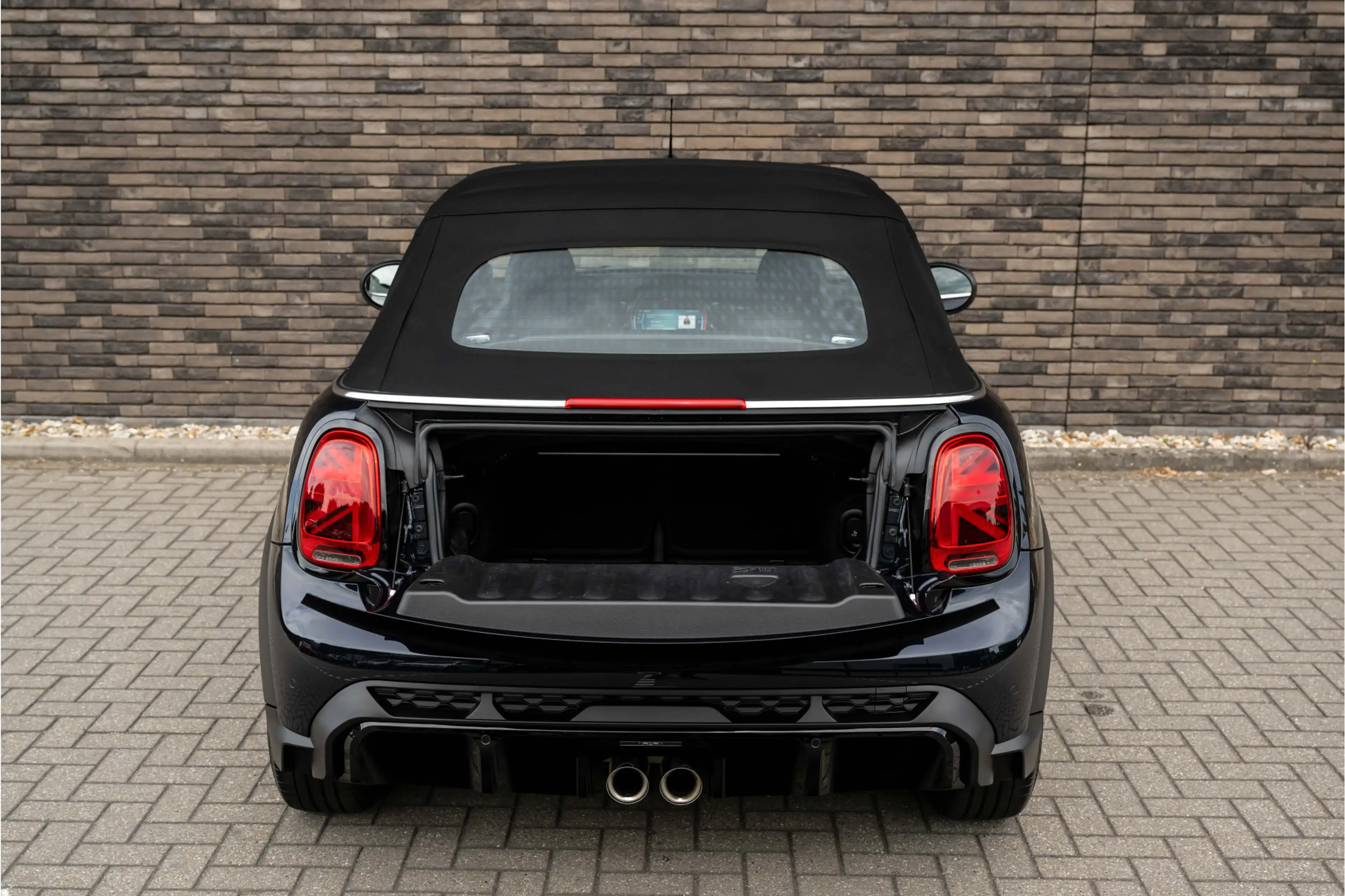 MINI John Cooper Works Cabrio 2.0 F1 Aut. | Navi | Schaalstoelen | H&K | Head-Up — photo 11