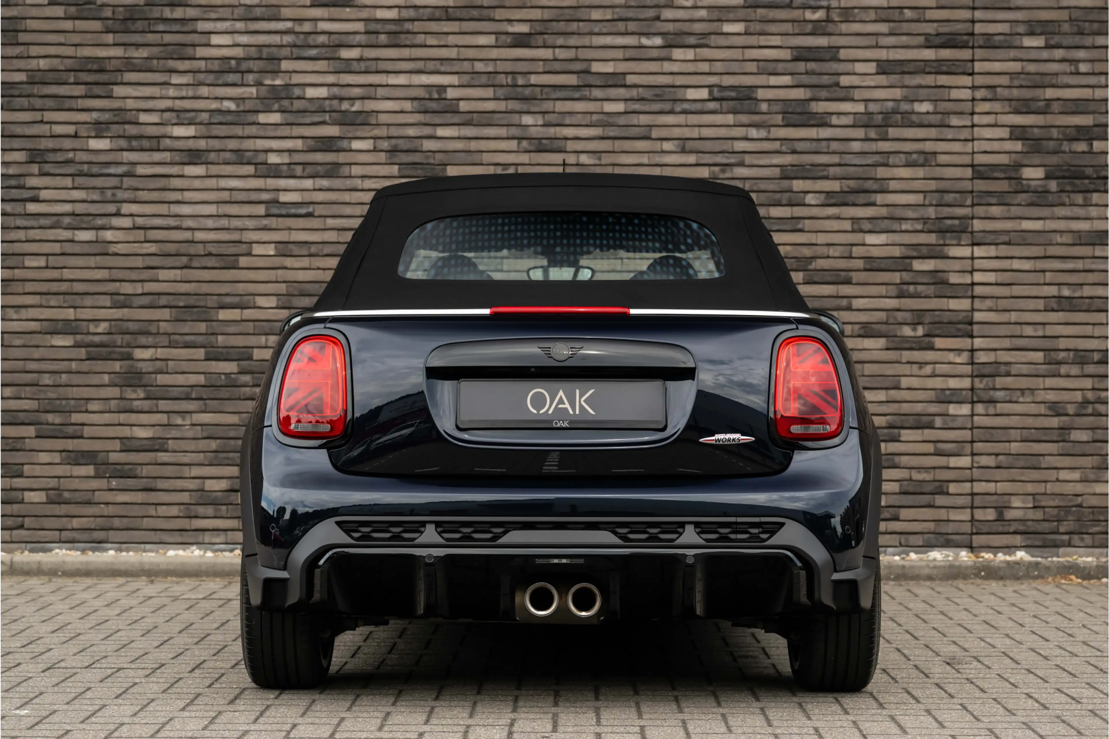 MINI John Cooper Works Cabrio 2.0 F1 Aut. | Navi | Schaalstoelen | H&K | Head-Up — photo 9