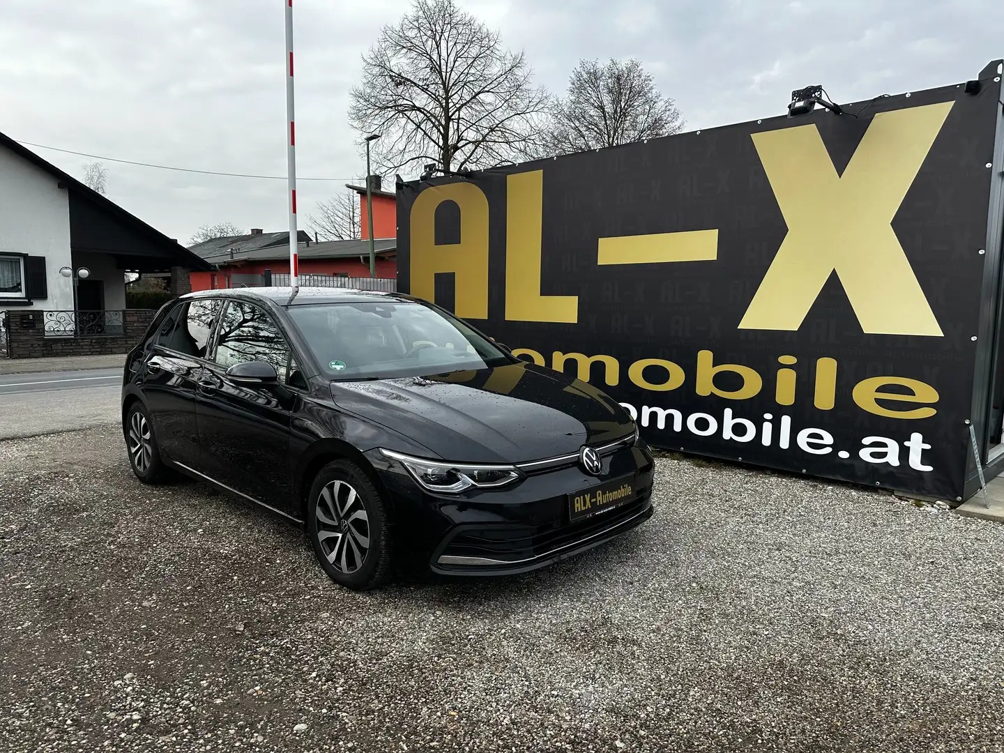 Volkswagen Golf Active Noir - 1