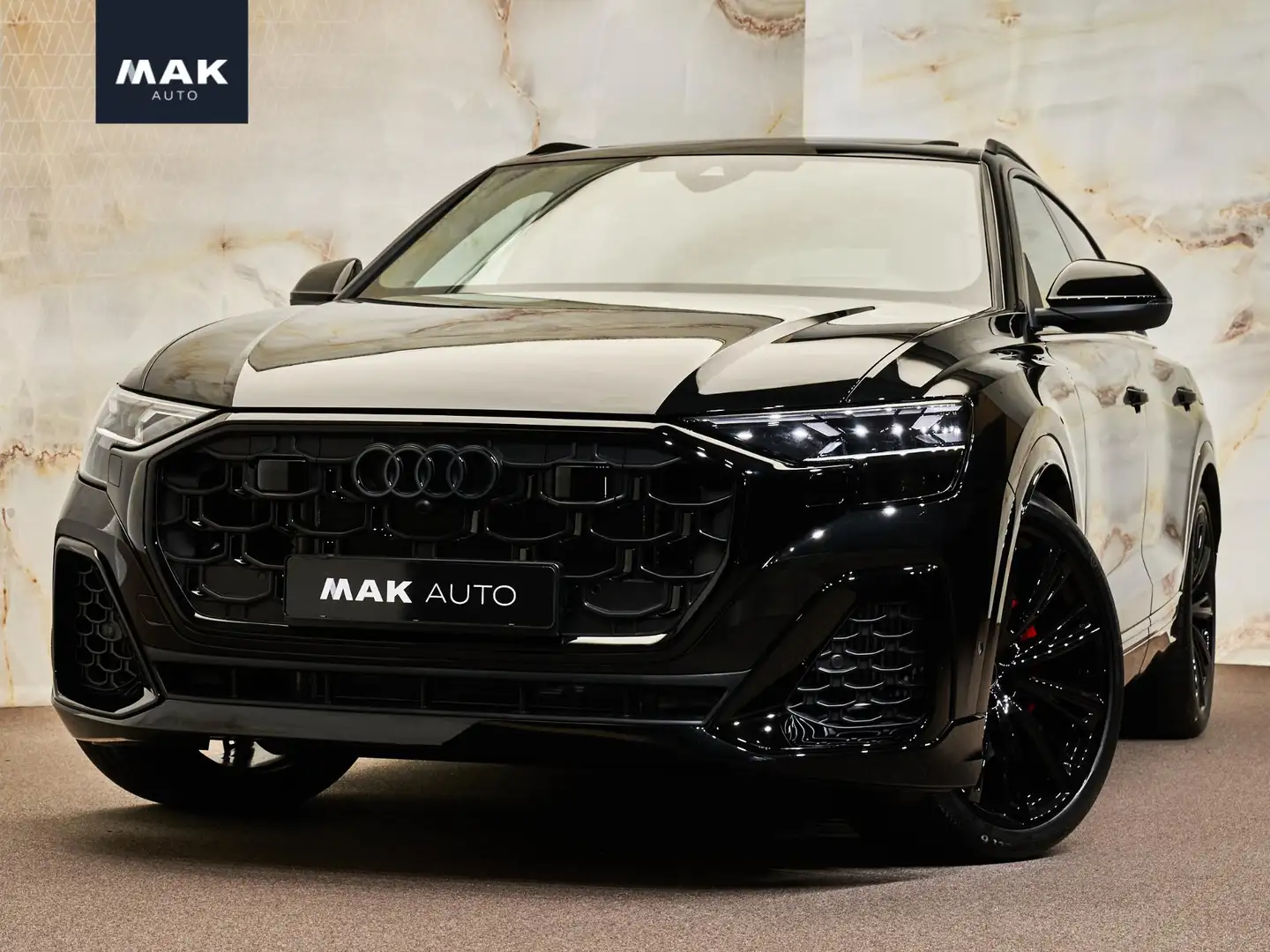 Audi Q8 60 TFSI e Quattro Pro Line S Competition, pano, 4W Negro - 1