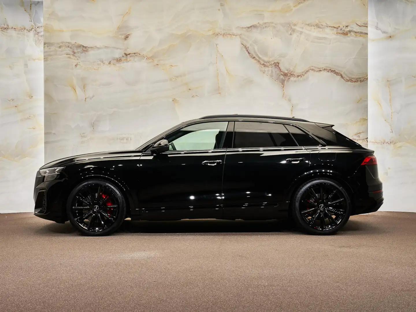 Audi Q8 60 TFSI e Quattro Pro Line S Competition, pano, 4W Negro - 2