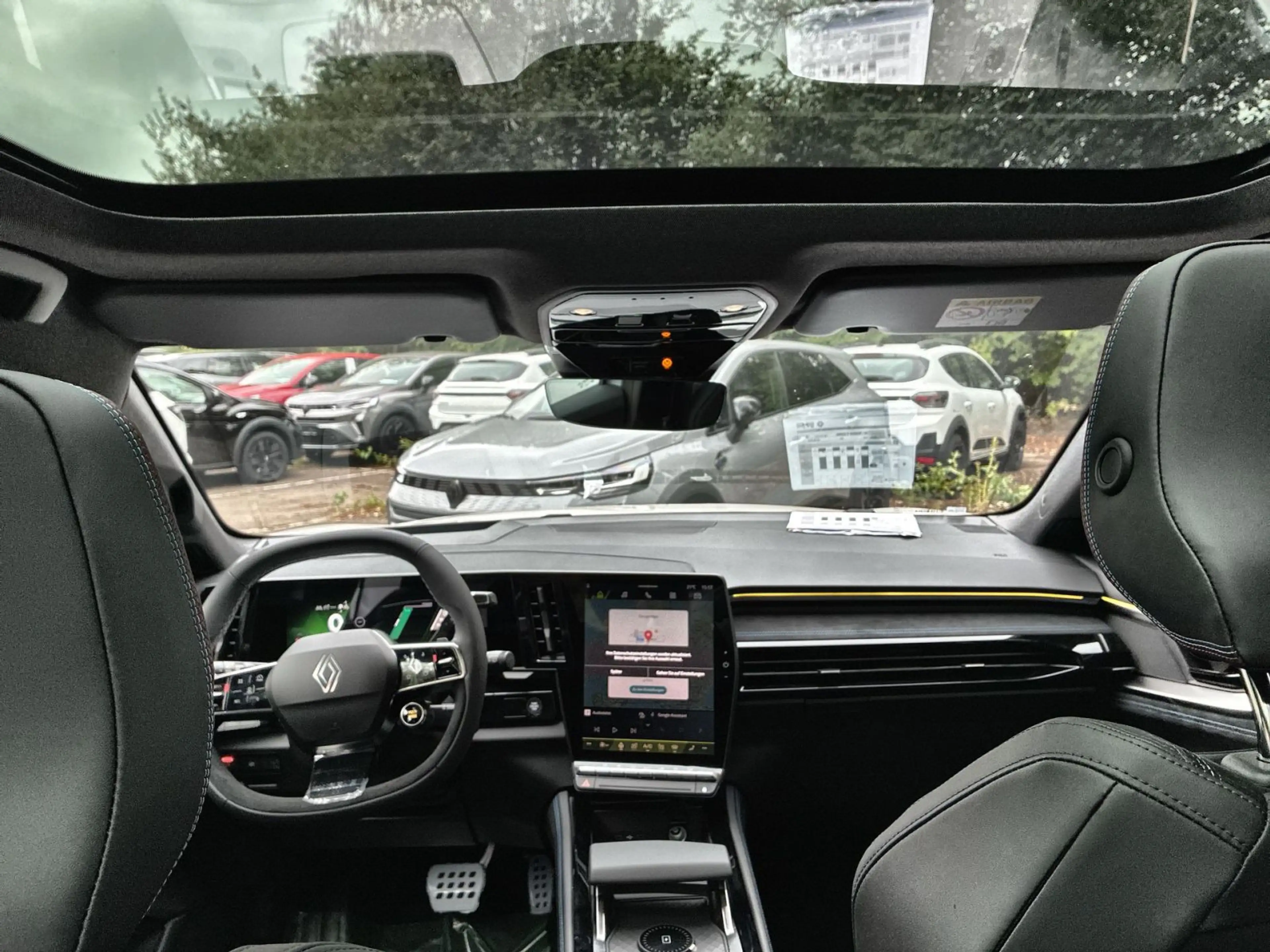 Renault Austral Alpine E-TECH Hybrid 200 — photo 13
