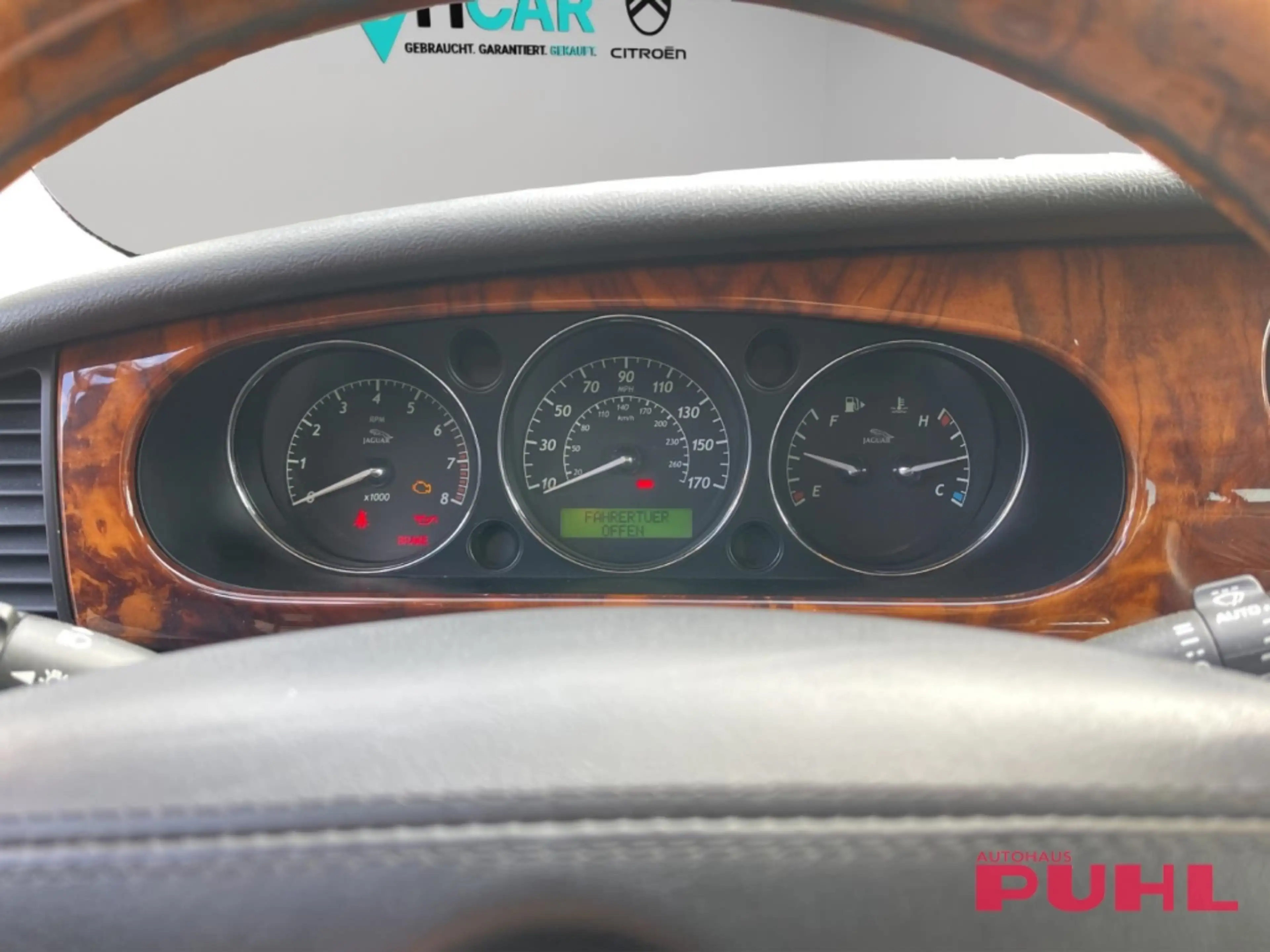 Jaguar XJ 4.2 XJ8 Executive Automatik Limo Schiebedach — photo 11
