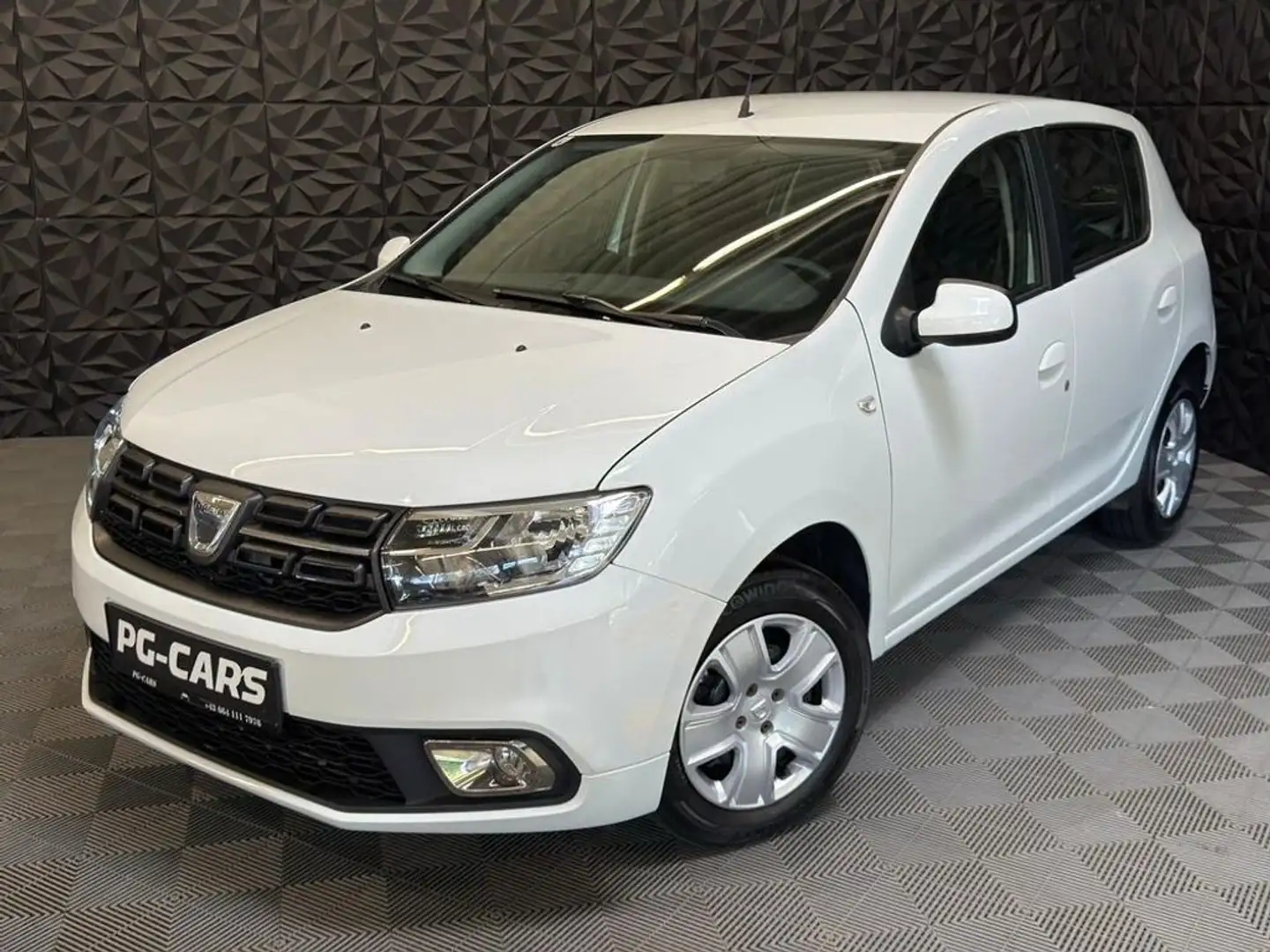 Dacia Sandero 0.9 TCe Supreme Weiß - 1