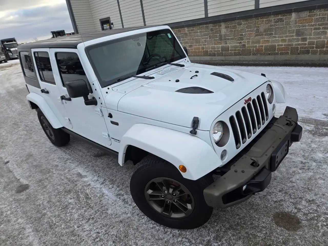 Jeep Wrangler снимка Jeep Wrangler