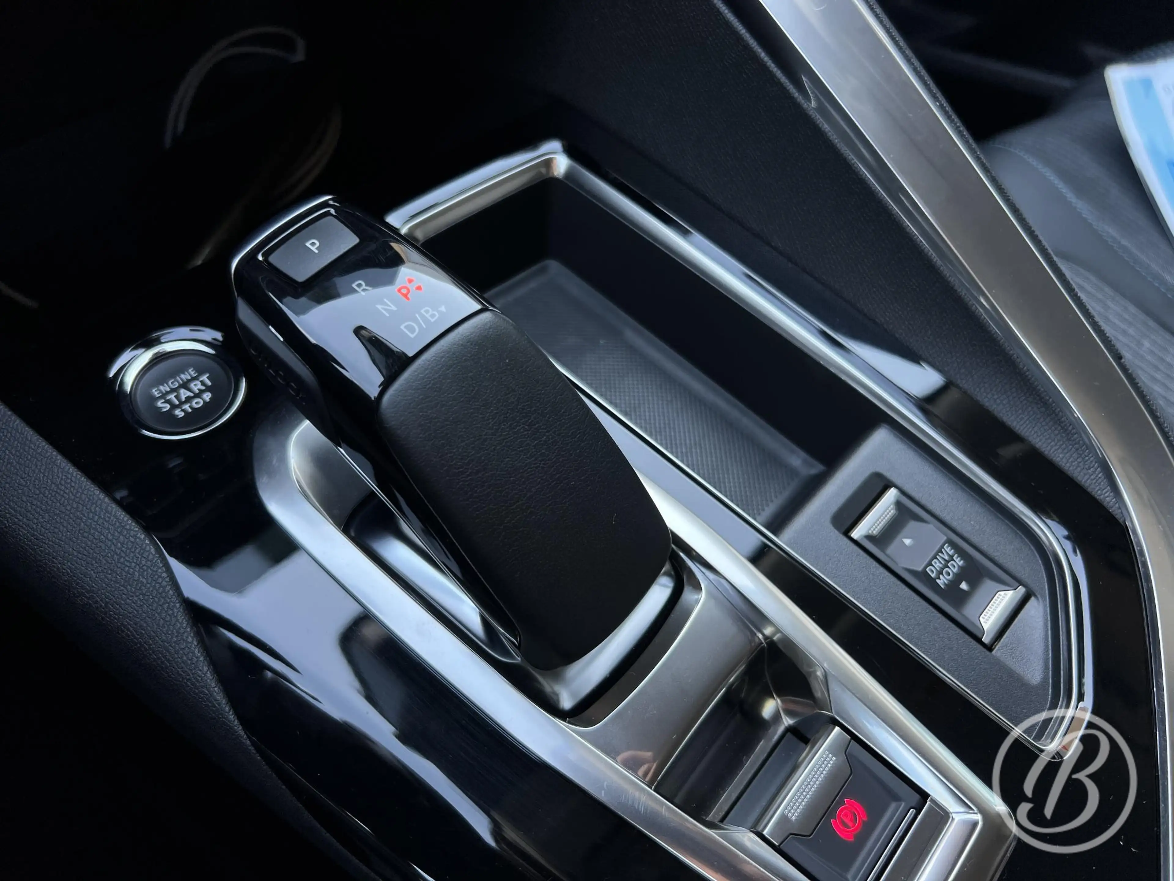 Peugeot 3008 1.6 HYbrid 225 Allure Pack Business Automaat | SOH — photo 24